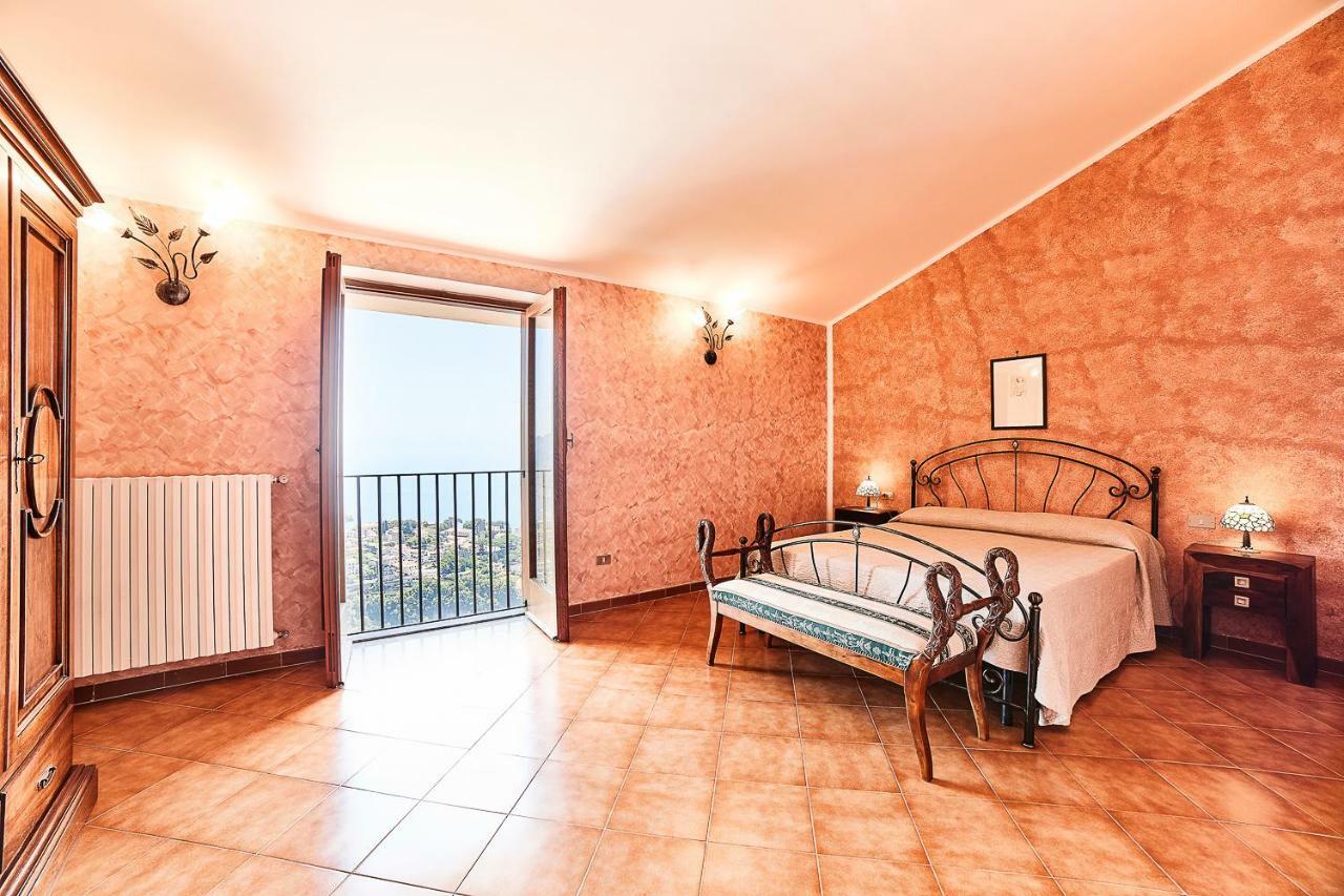 Appartamento Ilaria In Villa Laura 스칼라 외부 사진